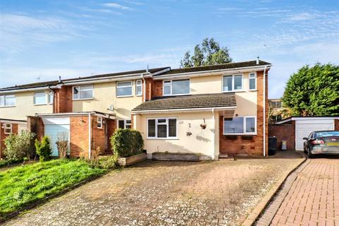 3 bedroom semi-detached house for sale, Collins Close, Braintree