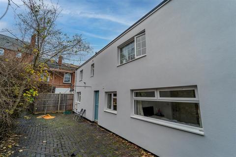 4 bedroom house to rent, Margaret Road, Birmingham B17