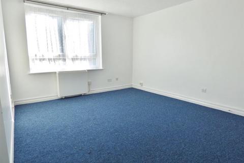 1 bedroom apartment to rent, Kingmere, Littlehampton BN17