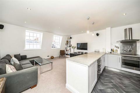 3 bedroom flat for sale, Denbigh Street, London SW1V