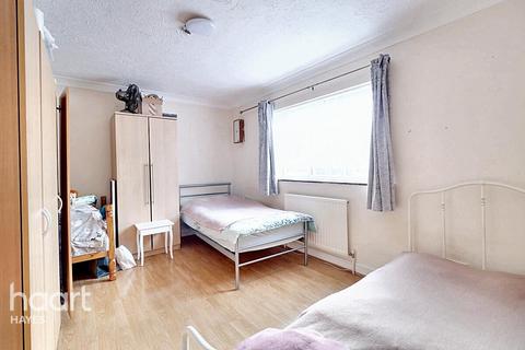 1 bedroom end of terrace house for sale, Boltons Lane, Hayes