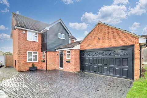 4 bedroom detached house for sale, Parkway Close, Leigh-On-Sea