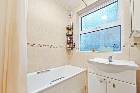 57 Imperial Close, Harrow, HA2 7LW