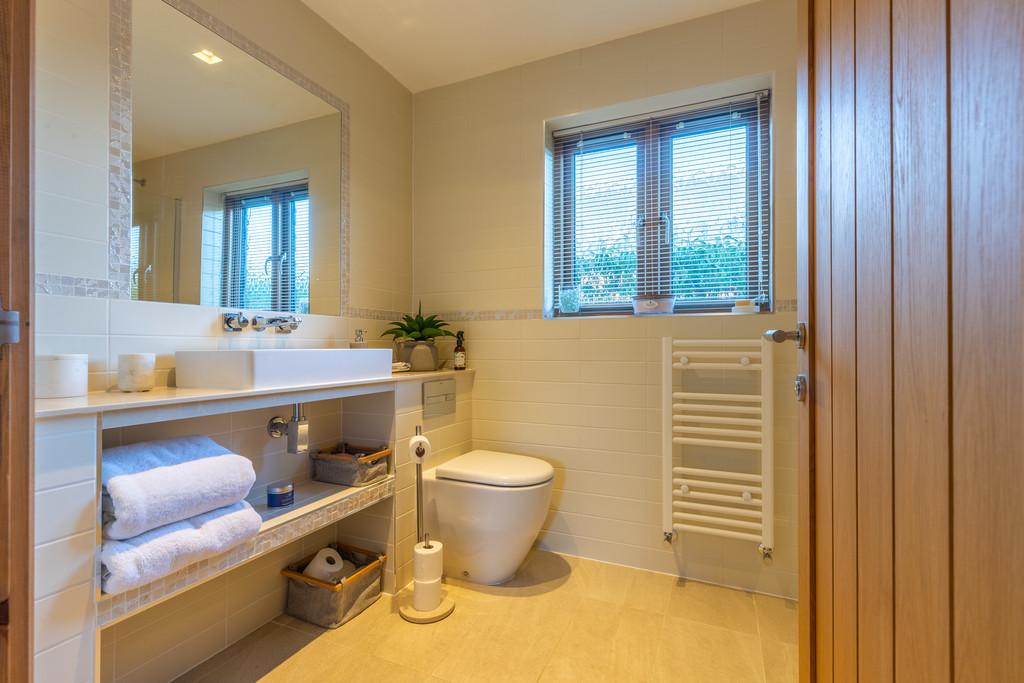 Bedroom Two En-Suite