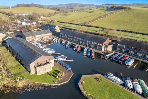 2 bedroom terraced house for sale, 6 Swan House, Tewitfield Marina, Tewitfield, Carnforth, LA6 1GQ