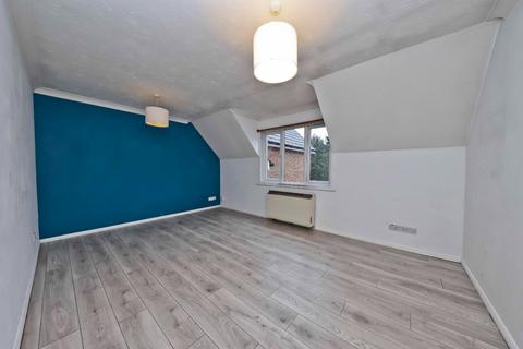2 bedroom apartment for sale, Granville Place, Pinner HA5