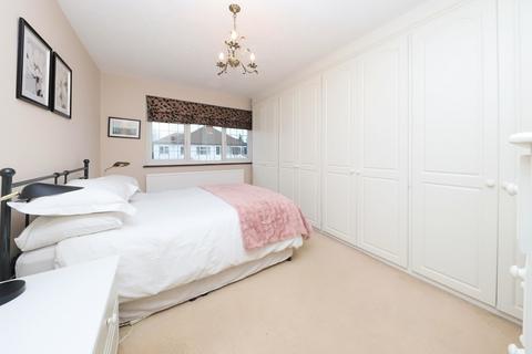 19 Cannonbury Avenue, Pinner, HA5 1TW