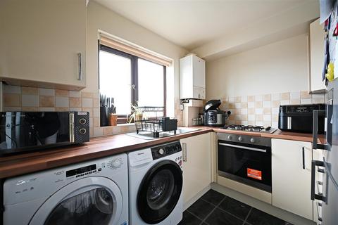 1 bedroom flat for sale, Burns Drive, Dronfield