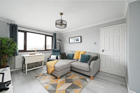 48 Burns Drive, Dronfield, S18 1NJ