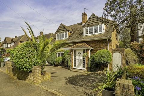 4 bedroom detached house for sale, Green Street, Sunbury-On-Thames TW16