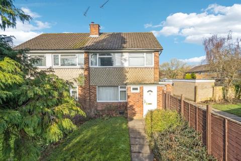 3 bedroom end of terrace house to rent, Castleton Court, Buckinghamshire SL7