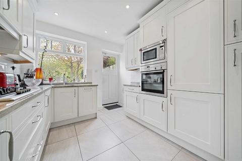 3 bedroom house to rent, Oakwood Road, Hampstead Garden Suburb, NW11