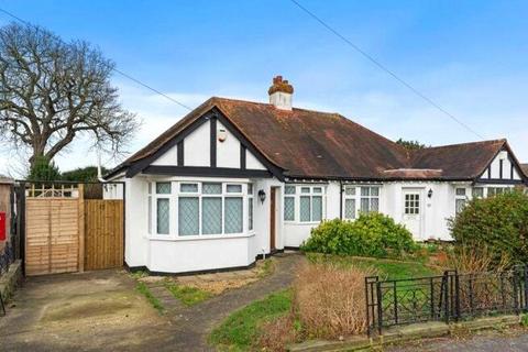 3 bedroom bungalow for sale, Park Hill Close, Carshalton SM5