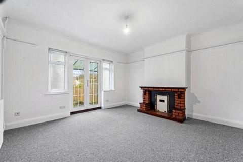 3 bedroom bungalow for sale, Park Hill Close, Carshalton SM5