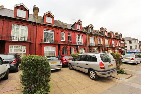 2 bedroom flat to rent, 36 Willoughby Road, London N8