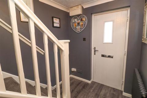 8 Bechin Close, Church Crookham, Fleet, GU52 6DJ