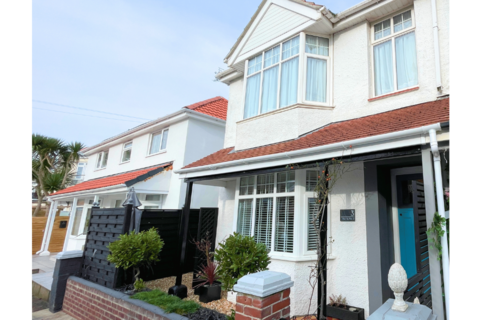 1 bedroom ground floor flat for sale, Seaway Gardens, Paignton TQ3