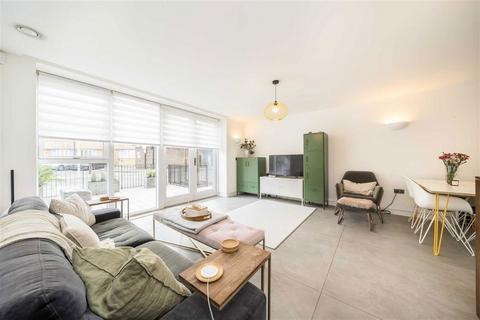 2 bedroom flat for sale, Norman Road, London SE10