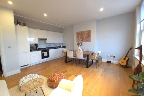 1 bedroom flat to rent, Electric Avenue, London SW9