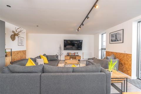 2 bedroom flat for sale, 200/11 Great Junction Street, Edinburgh, EH6