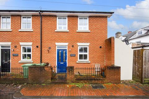 2 bedroom end of terrace house for sale, Castle Street, Southborough