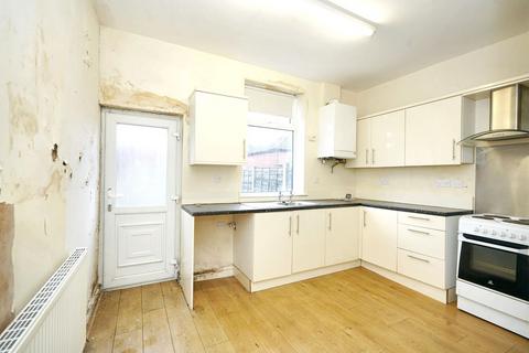 30 Angle Street, Bolton, BL2 2EH