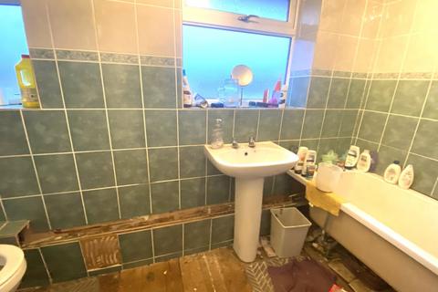 45 Avon Crescent, Brockworth, Gloucester, GL3 4LQ