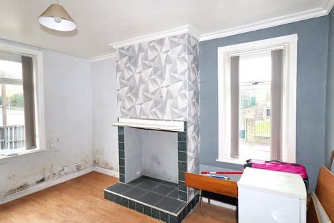 3 bedroom end of terrace house for sale, 28 Saltburn Street, Halifax, HX1 4RD