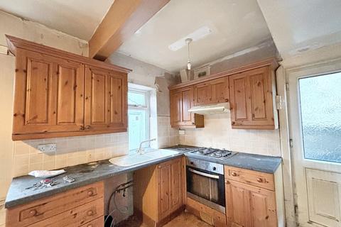 3 bedroom semi-detached house for sale, 2 Thornsgill Avenue, Bradford, BD4 9JS