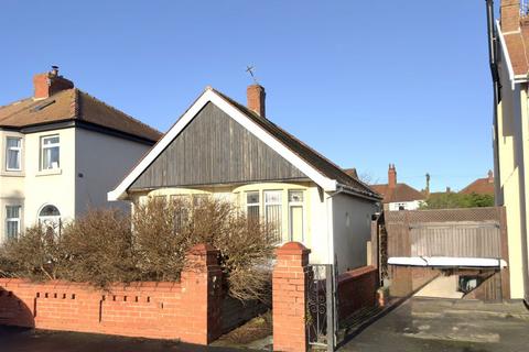 2 bedroom bungalow for sale, 15 Leyburn Avenue, Bispham, Blackpool, FY2 9AQ