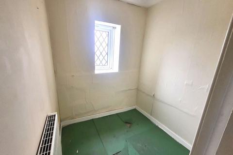 12 Moorside Road, Bradford, BD2 2EU
