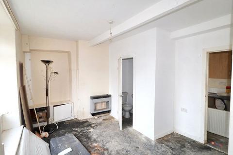 2 bedroom terraced house for sale, 136 Ingrow Lane, Keighley, BD22 7BT