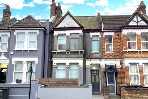 3 bedroom flat for sale, 135 Lordship Lane, Tottenham, N17 6XE