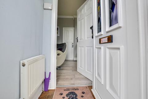 99 Alkincoats Road, Colne, BB8 9QQ