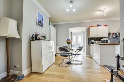 99 Alkincoats Road, Colne, BB8 9QQ
