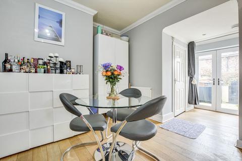99 Alkincoats Road, Colne, BB8 9QQ