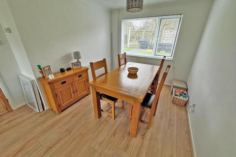 3 bedroom end of terrace house for sale, Chiltern Close, Shoreham-by-Sea BN43