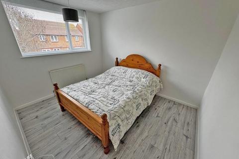 40 Chiltern Close, Shoreham-by-sea, BN43 6LE