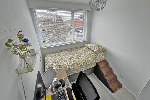 40 Chiltern Close, Shoreham-by-sea, BN43 6LE