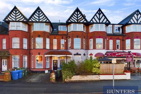 7 bedroom terraced house for sale, Trinity Road, Bridlington