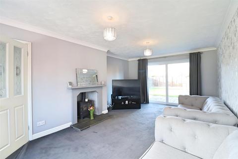 4 bedroom detached house for sale, Oaklands Close, Braintree