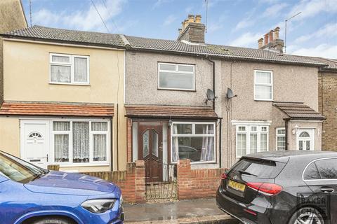 3 bedroom terraced house to rent, Eleanor Road, Waltham Cross EN8