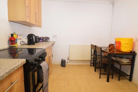 2 bedroom maisonette for sale, Woolwich Church Street, London