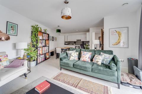 2 bedroom apartment for sale, Rossetti Court, Archway Road N6