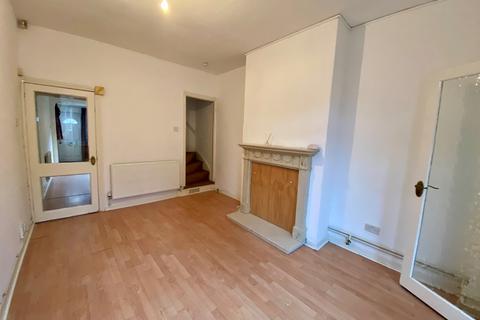 3 bedroom terraced house to rent, Baxter Avenue, Kidderminster