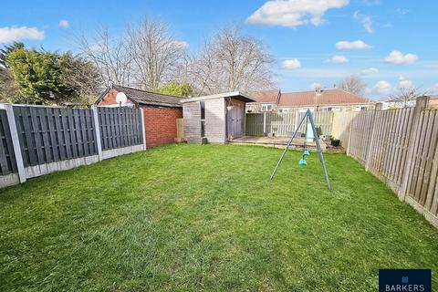 3 bedroom semi-detached house for sale, Ghyllroyd Avenue, Birkenshaw