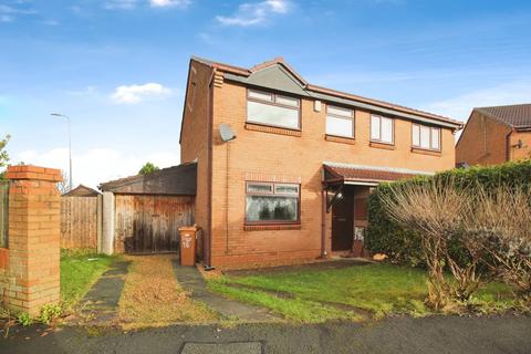 3 bedroom semi-detached house to rent, Benllech Close, Flintshire CH5