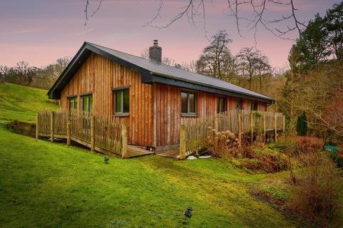 3 bedroom cottage for sale, Valley Road, Wrexham LL11