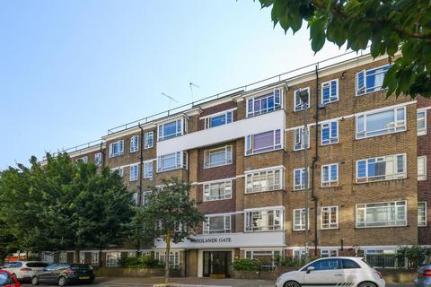 1 bedroom flat to rent, Woodlands Gate, Woodlands Way, Putney