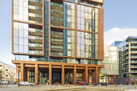2 bedroom flat to rent, Maine Tower, 9 Harbour Way, London